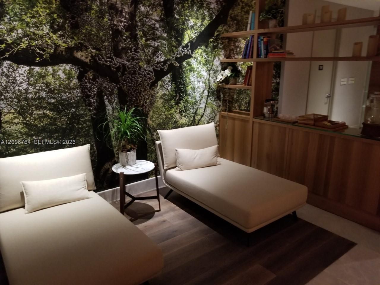 1010 Brickell Ave, Unit 3205, Miami, FL 33131 Photo