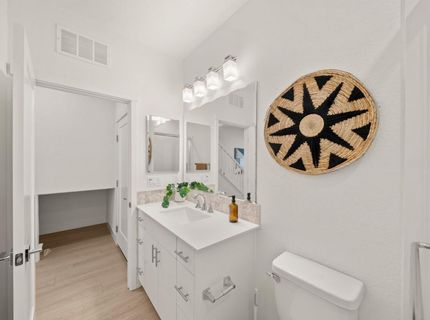 1712 20th St, Sacramento, CA 95811 Photo