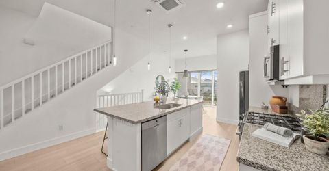 1712 20th St, Sacramento, CA 95811 Photo