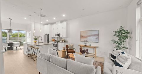1712 20th St, Sacramento, CA 95811 Photo