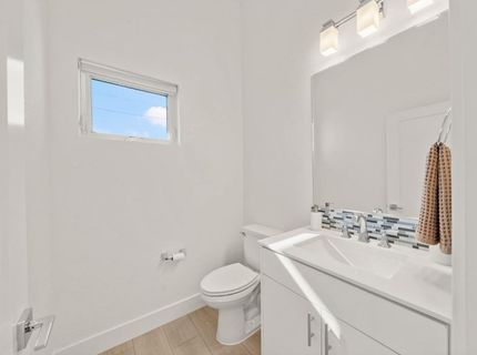 1712 20th St, Sacramento, CA 95811 Photo