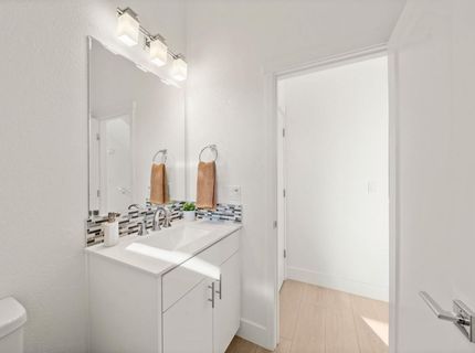 1712 20th St, Sacramento, CA 95811 Photo