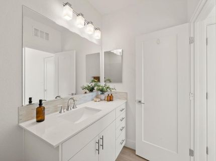 1712 20th St, Sacramento, CA 95811 Photo
