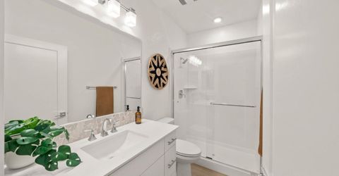 1712 20th St, Sacramento, CA 95811 Photo