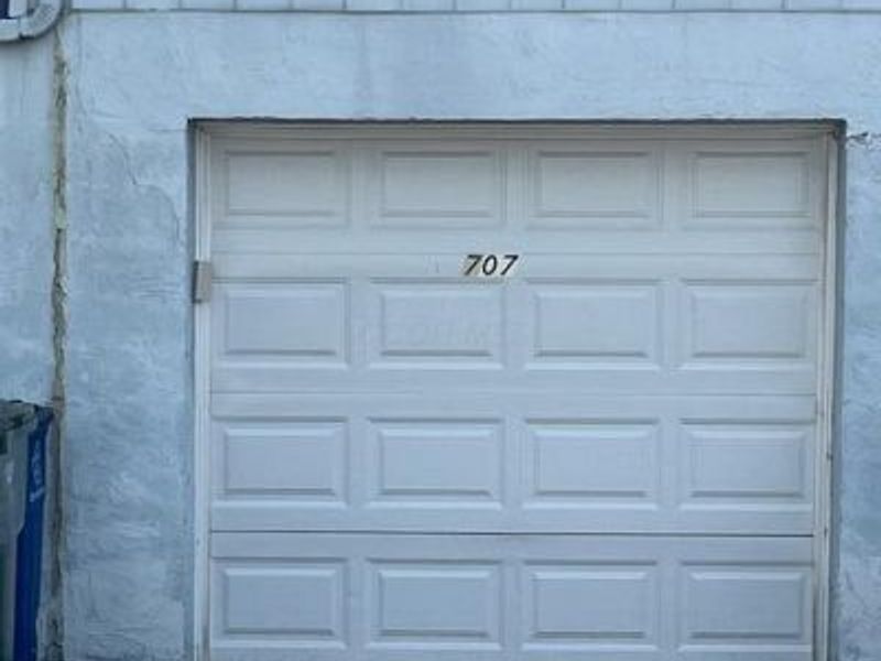 707 Cherry Hollow Road, Unit C, Columbus, OH 43228 Photo 18