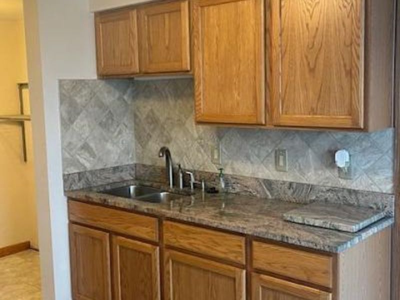 707 Cherry Hollow Road, Unit C, Columbus, OH 43228 Photo 4