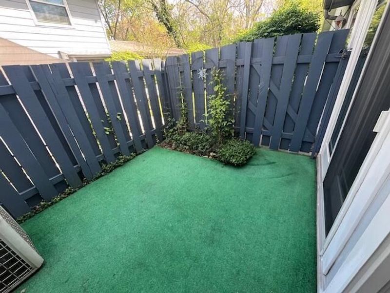 707 Cherry Hollow Road, Unit C, Columbus, OH 43228 Photo 9