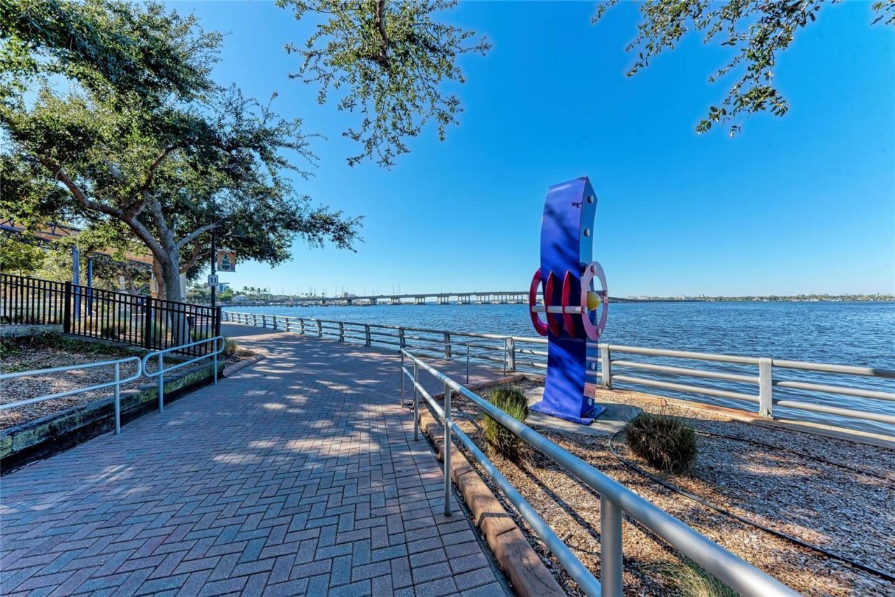 120 60th Street W, Bradenton, FL 34209 Photo