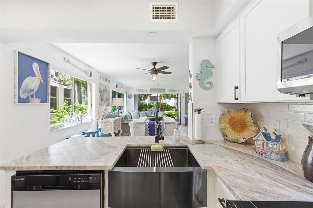 700 Starkey Road, Unit 1414, Largo, FL 33771 Photo