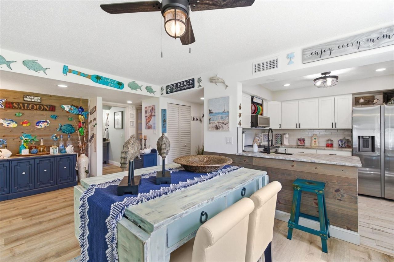 700 Starkey Road, Unit 1414, Largo, FL 33771 Photo