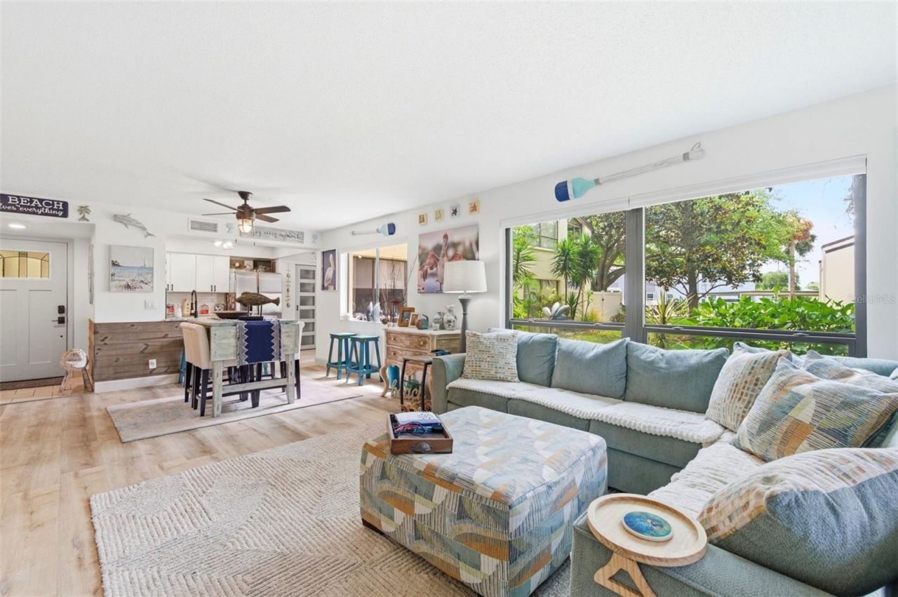 700 Starkey Road, Unit 1414, Largo, FL 33771 Photo