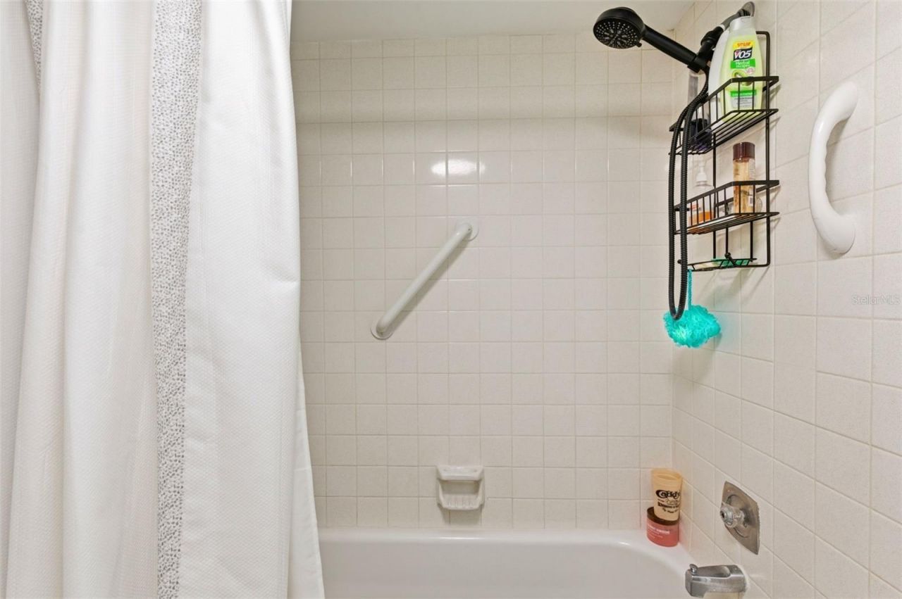 700 Starkey Road, Unit 1414, Largo, FL 33771 Photo