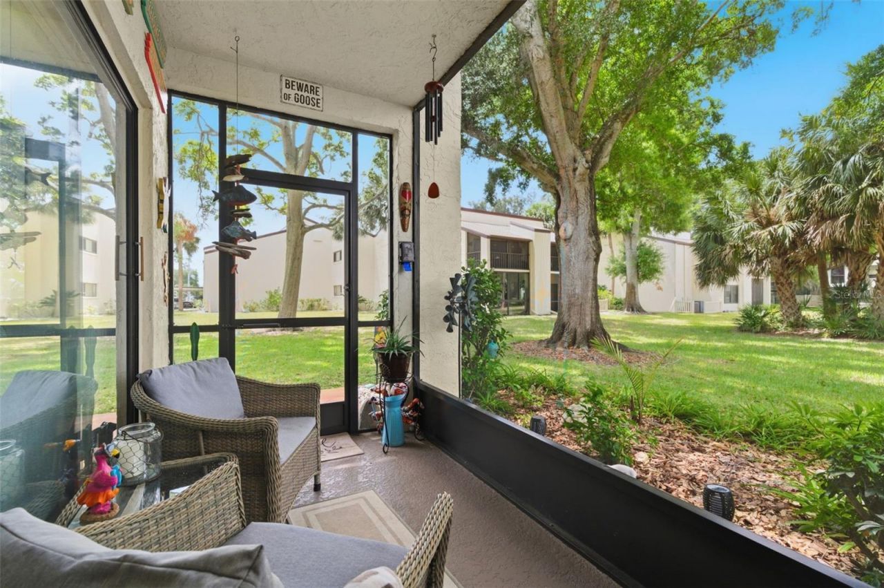 700 Starkey Road, Unit 1414, Largo, FL 33771 Photo