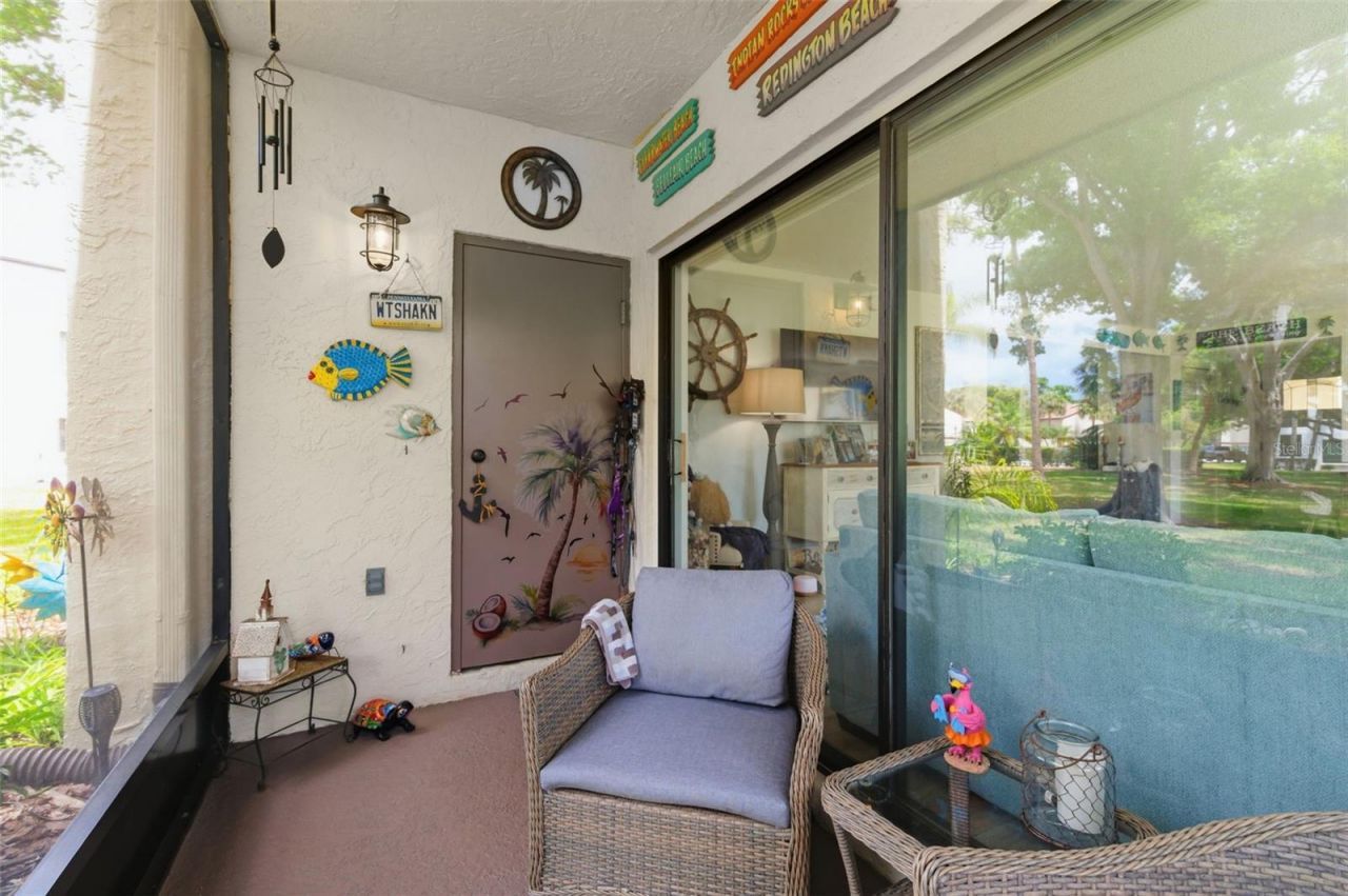 700 Starkey Road, Unit 1414, Largo, FL 33771 Photo