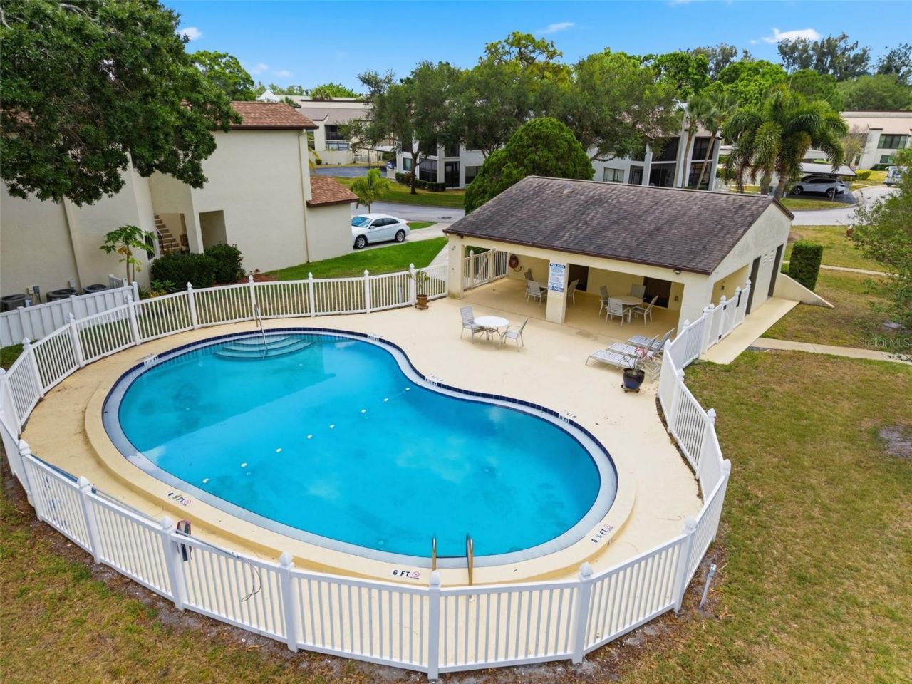700 Starkey Road, Unit 1414, Largo, FL 33771 Photo