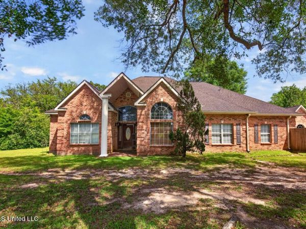 6918 Highway 11, Carriere, MS 39426