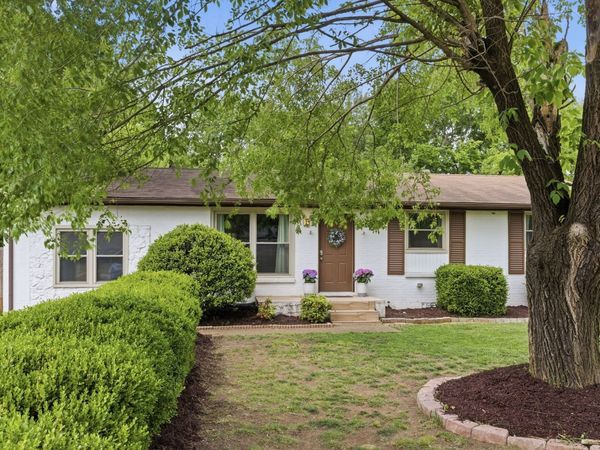 3213 Sennadale Ln , Nashville, TN 37207
