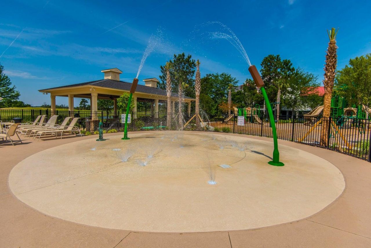 1937 N Creek Drive Photo 102