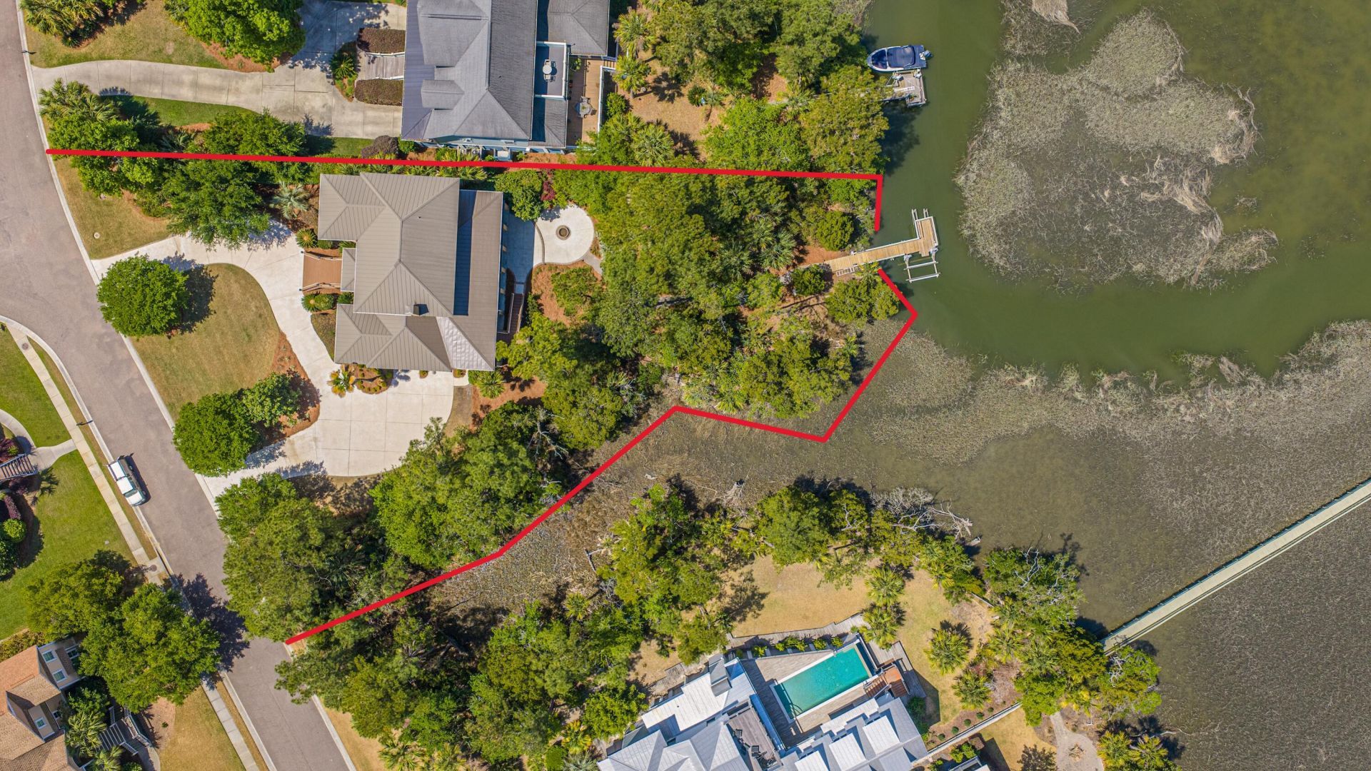 1937 N Creek Drive Photo 11