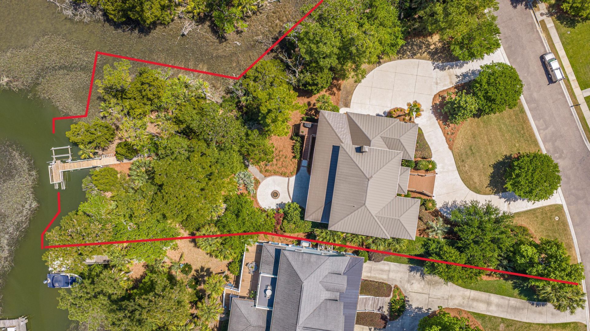 1937 N Creek Drive Photo 12