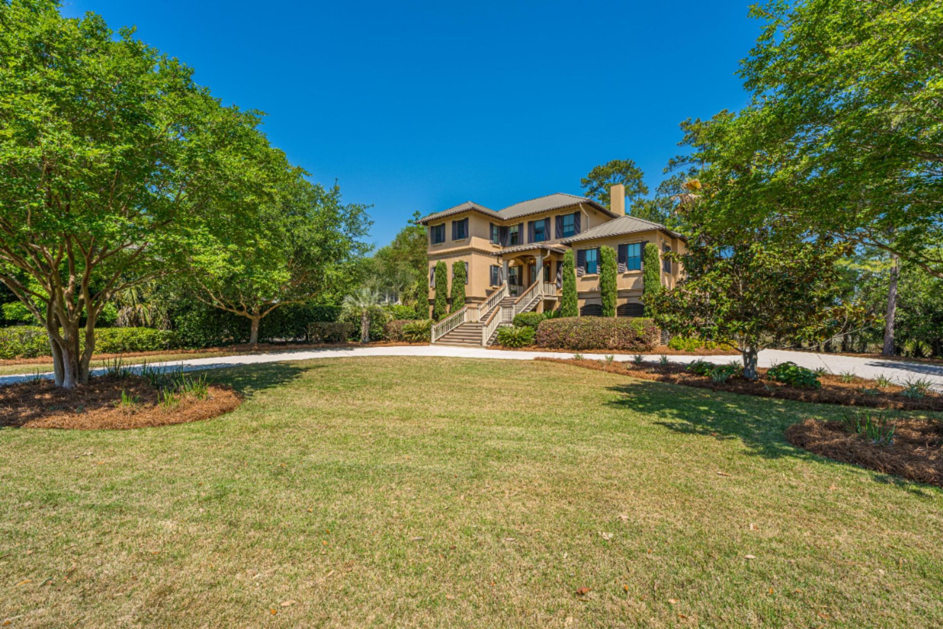 1937 N Creek Drive Photo 13