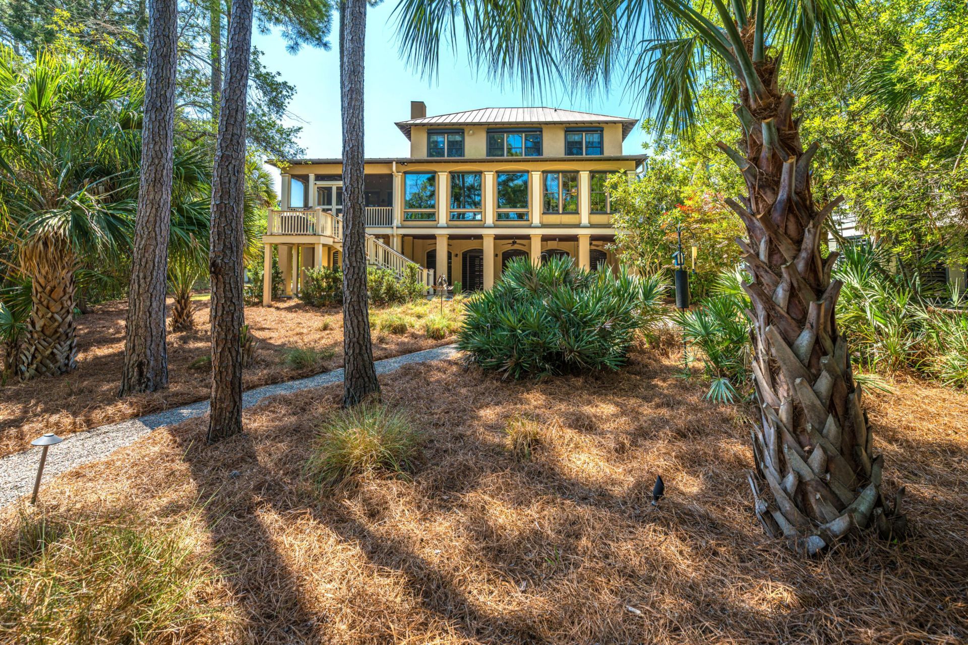 1937 N Creek Drive Photo 22