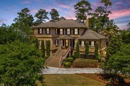 1937 N Creek Drive photo 4