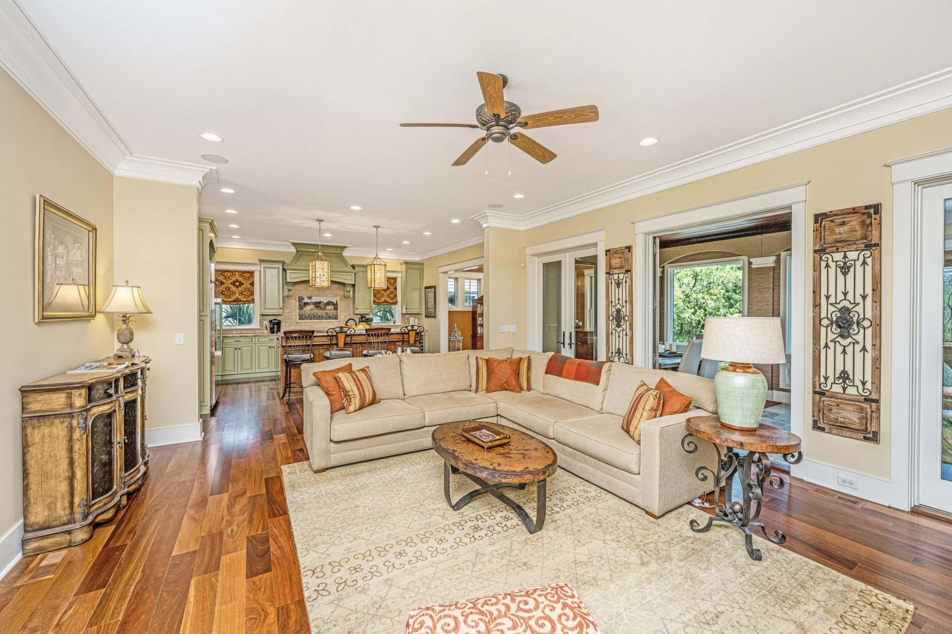 1937 N Creek Drive Photo 37