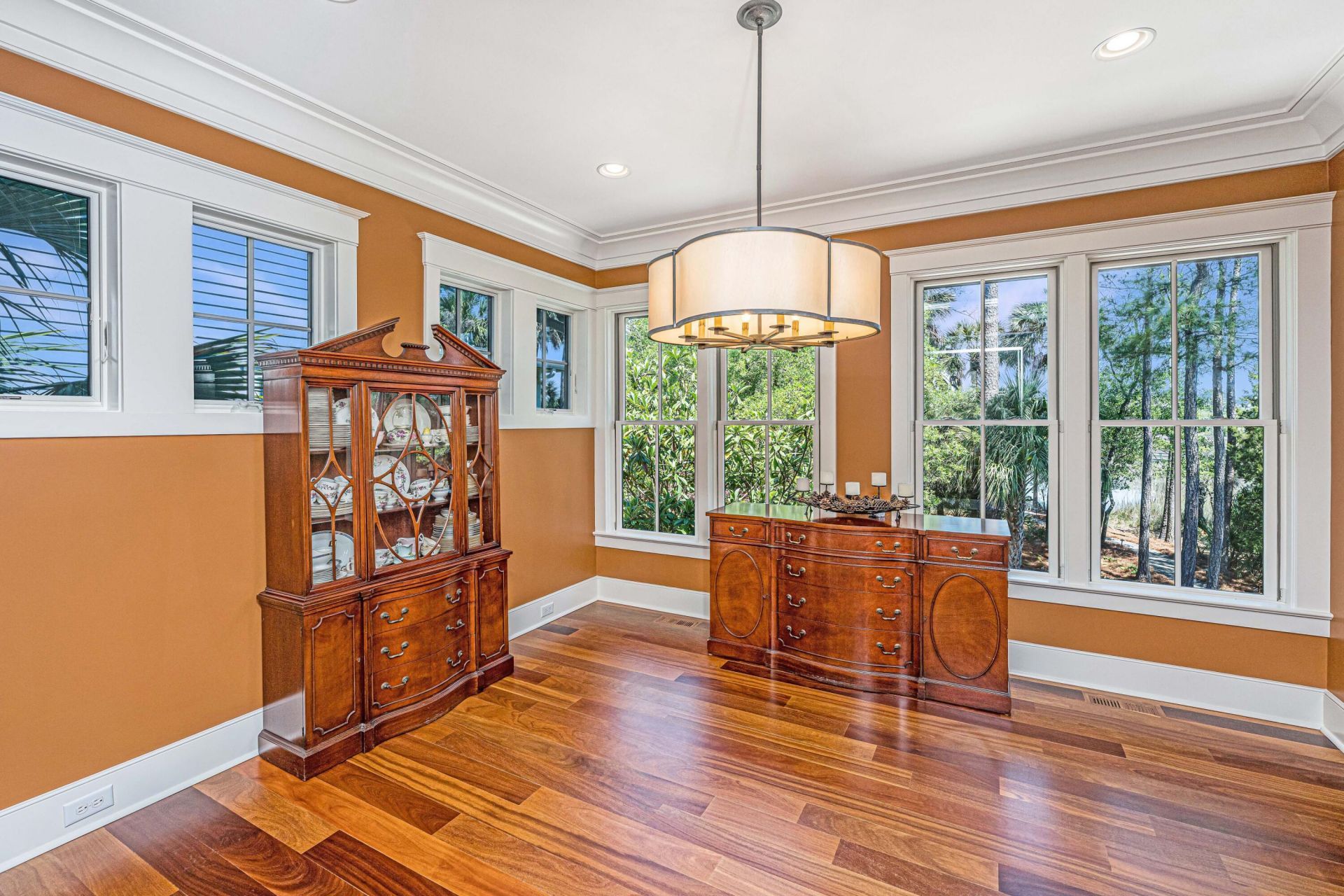 1937 N Creek Drive Photo 45