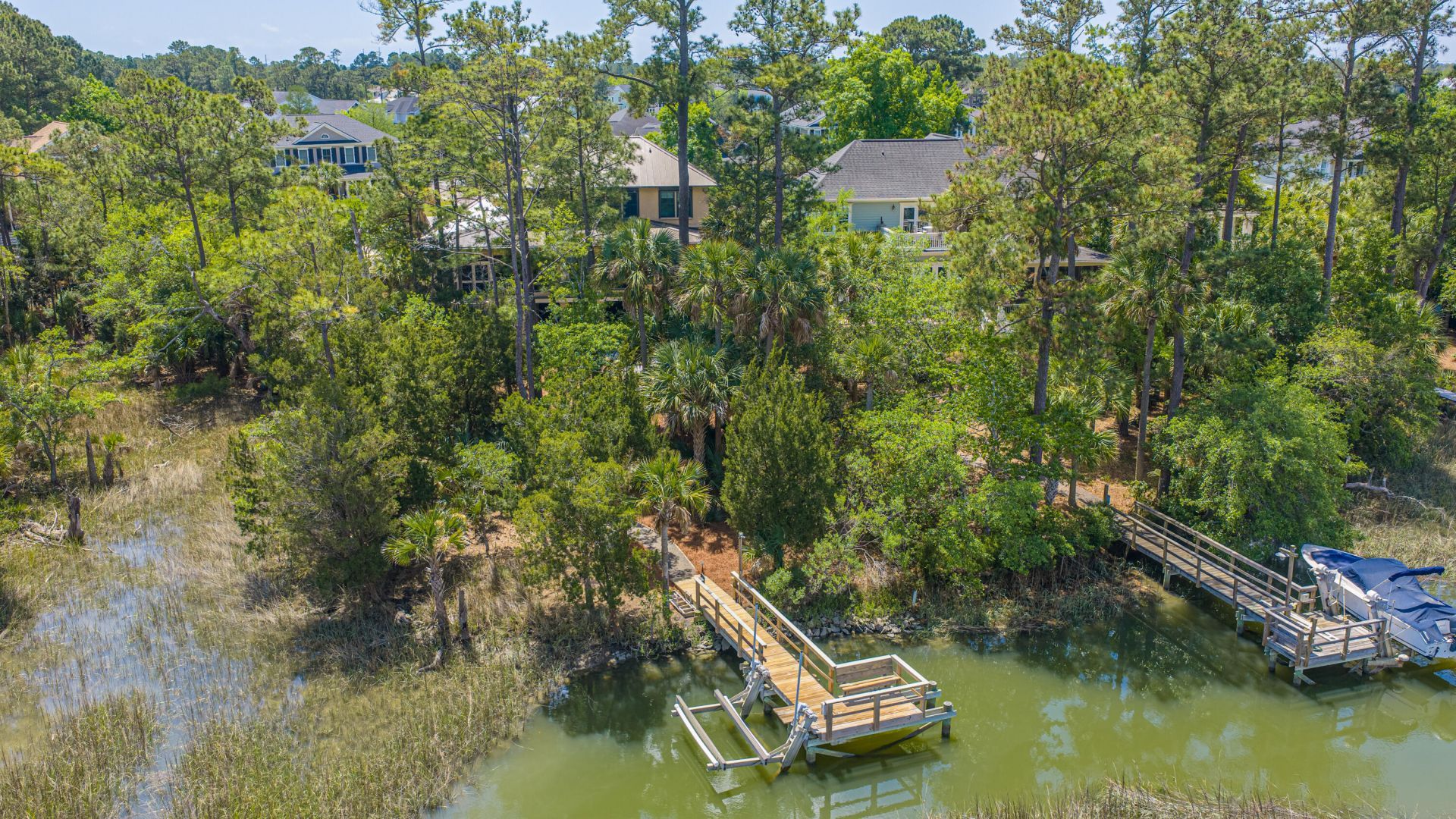 1937 N Creek Drive Photo 8