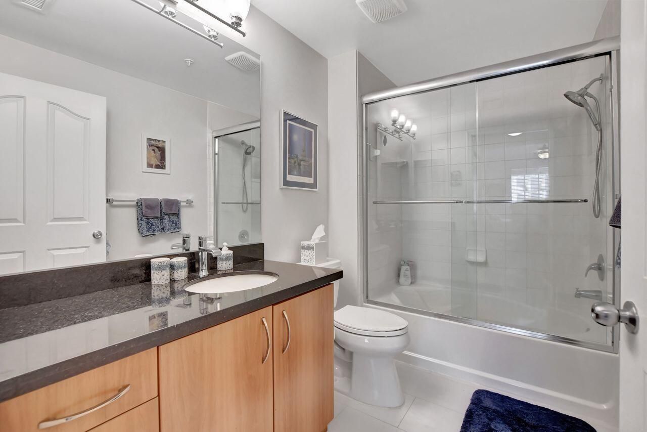250 NE 3rd Avenue, Unit 1408, Delray Beach, FL 33444 Photo