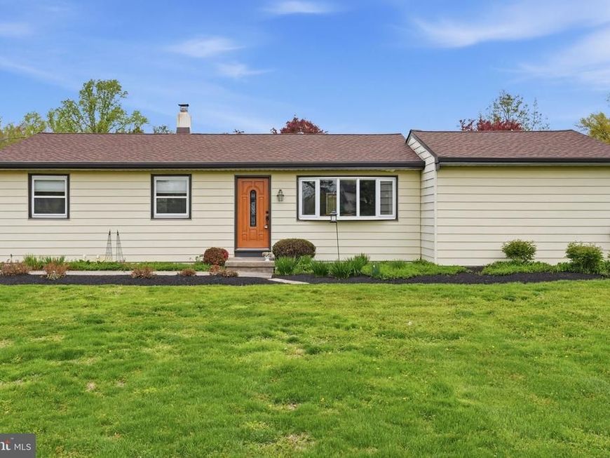 1197 W Bristol Road, Warminster, PA 18974 Main Photo