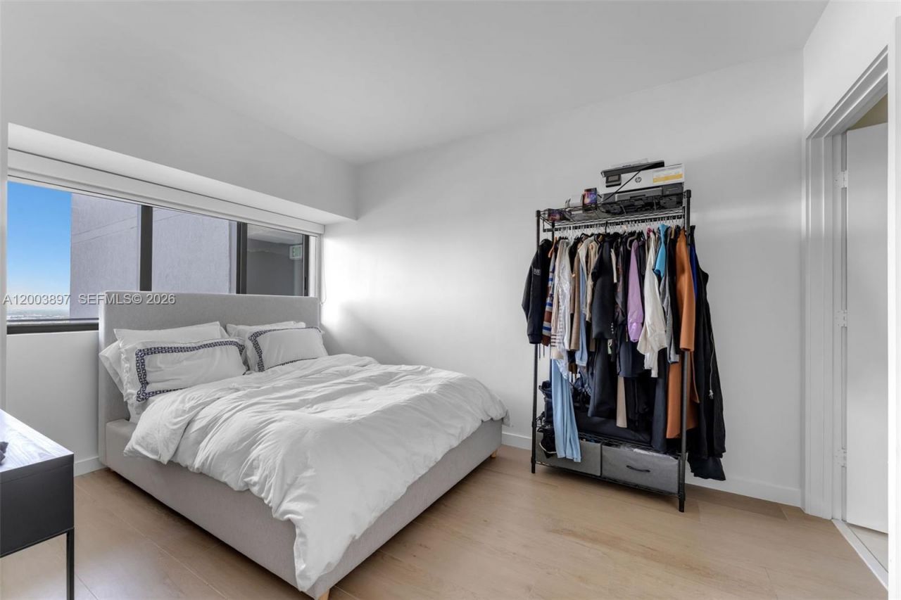 650 NE 32nd St, Unit 4505, Miami, FL 33137 Photo