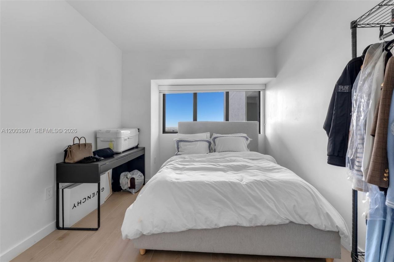 650 NE 32nd St, Unit 4505, Miami, FL 33137 Photo