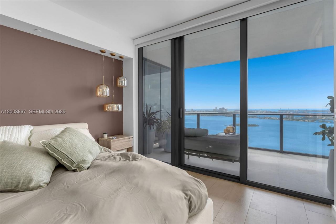 650 NE 32nd St, Unit 4505, Miami, FL 33137 Photo
