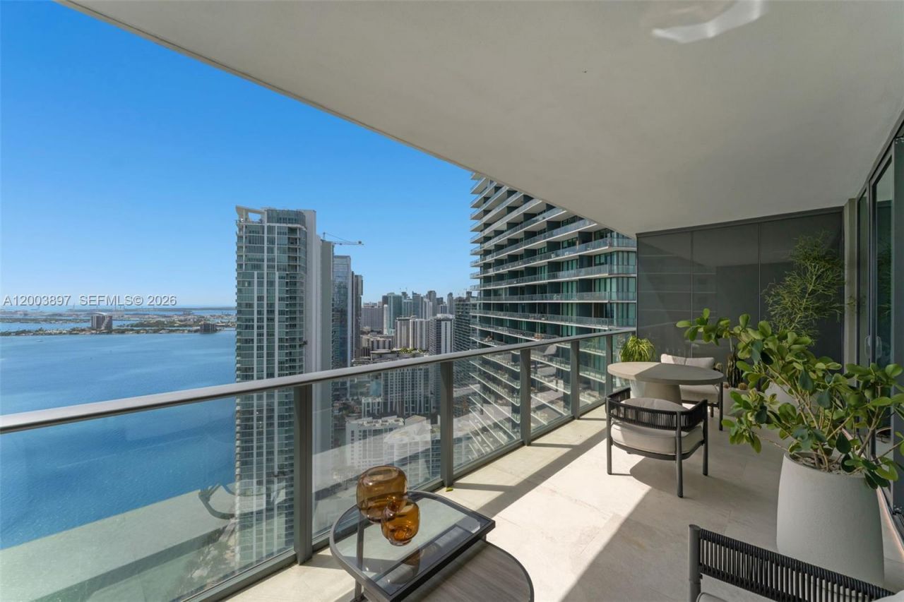 650 NE 32nd St, Unit 4505, Miami, FL 33137 Photo
