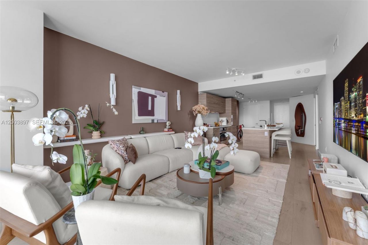 650 NE 32nd St, Unit 4505, Miami, FL 33137 Photo