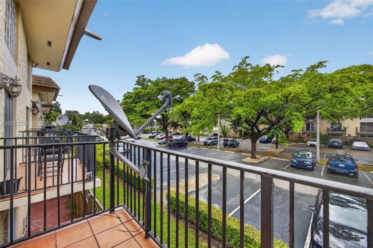 8550 SW 109th Ave , Unit 5-217, Miami, FL 33173 Photo