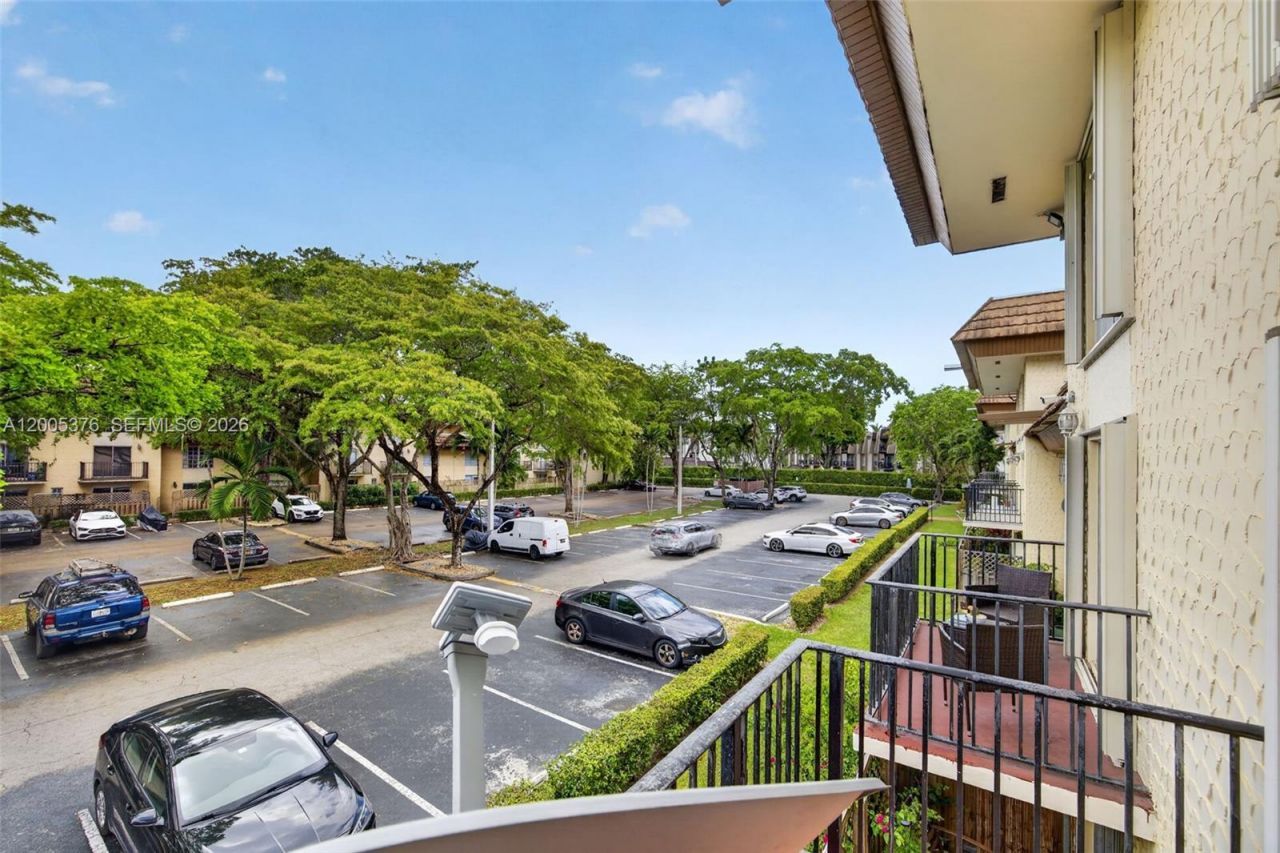 8550 SW 109th Ave , Unit 5-217, Miami, FL 33173 Photo