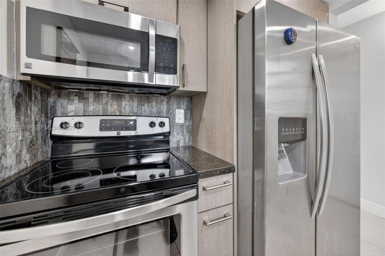 8550 SW 109th Ave , Unit 5-217, Miami, FL 33173 Photo