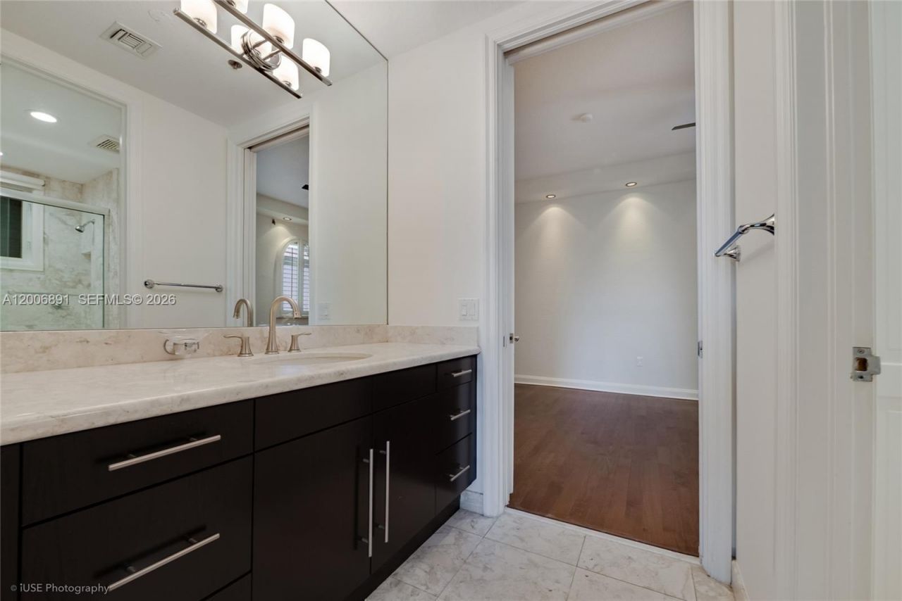 13643 Deering Bay Dr, Unit 146, Coral Gables, FL 33158 Photo