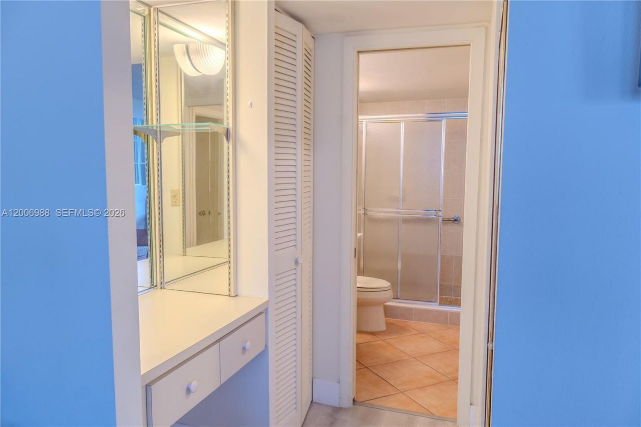 401 Ocean Dr , Unit 222, Miami Beach, FL 33139 Photo