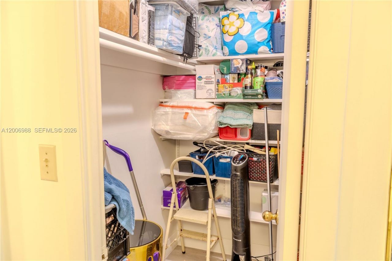 401 Ocean Dr , Unit 222, Miami Beach, FL 33139 Photo