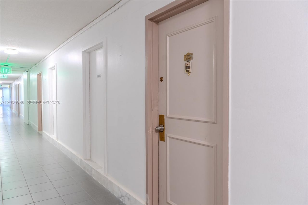 401 Ocean Dr , Unit 222, Miami Beach, FL 33139 Photo