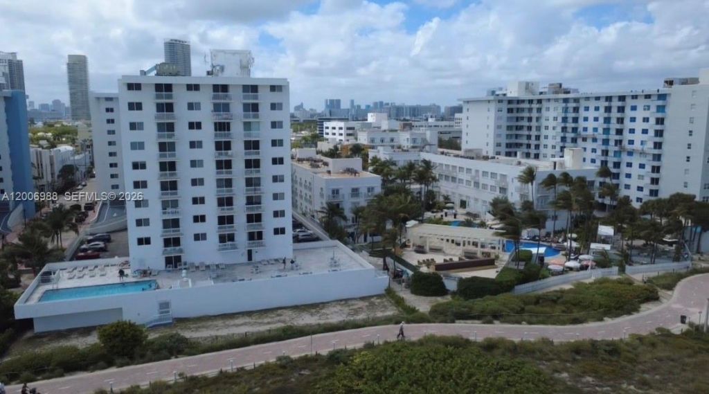 401 Ocean Dr , Unit 222, Miami Beach, FL 33139 Photo