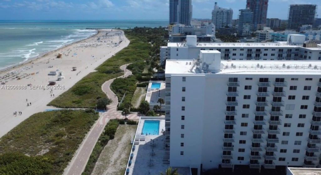 401 Ocean Dr , Unit 222, Miami Beach, FL 33139 Photo