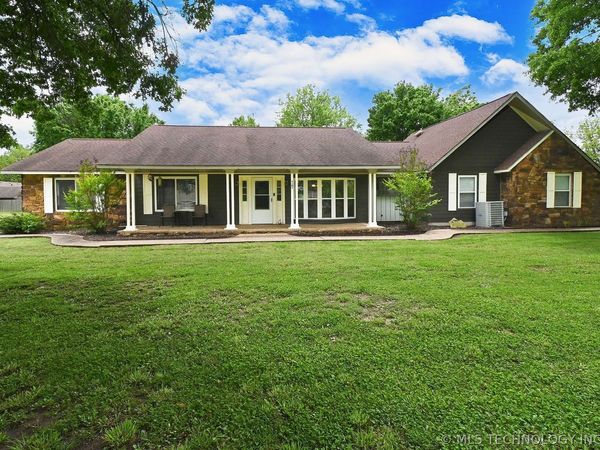 1501 Berry Road , Fort Gibson, OK 74434