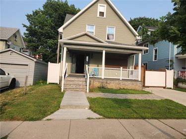 186 hollenbeck , Rochester, NY 14621