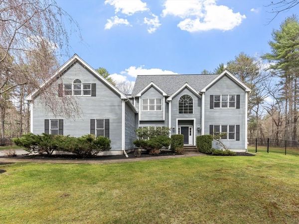 78 Cutters Ridge Rd, Carlisle, MA 01741