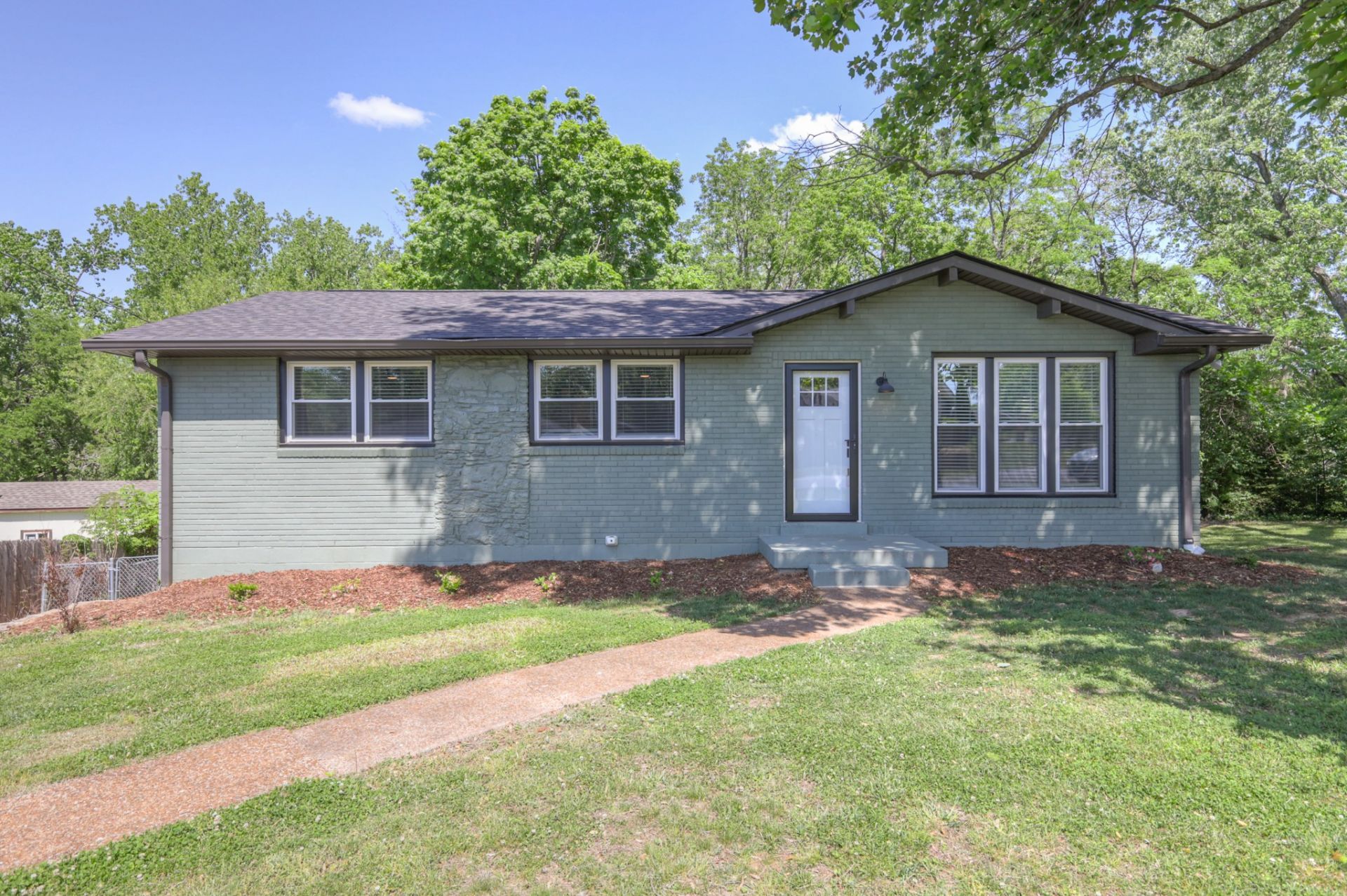 804 Irma Dr, Antioch, TN 37013 Main Photo